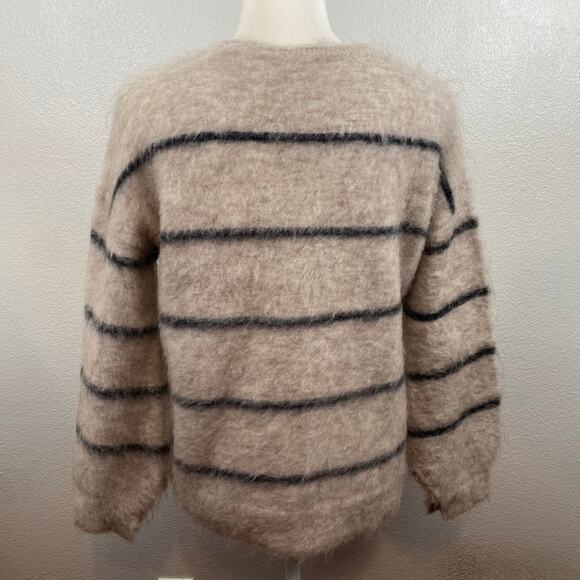Country Road Brushed Wool Blend Stripe Fuzzy Tan Pullover Sweater - Picture 7 of 12